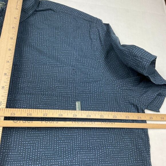 Eddie Bauer Mens Button Down Shirt Blue Short Sleeve Business Casual Cotton XL - Picture 7 of 10